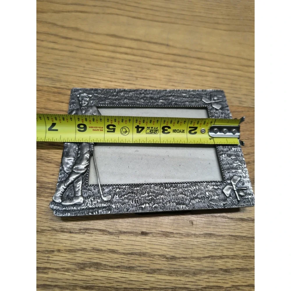 Pewter Frames Golfter on Grass pewter frame 5 x 3.5 table top style Taiwan Made